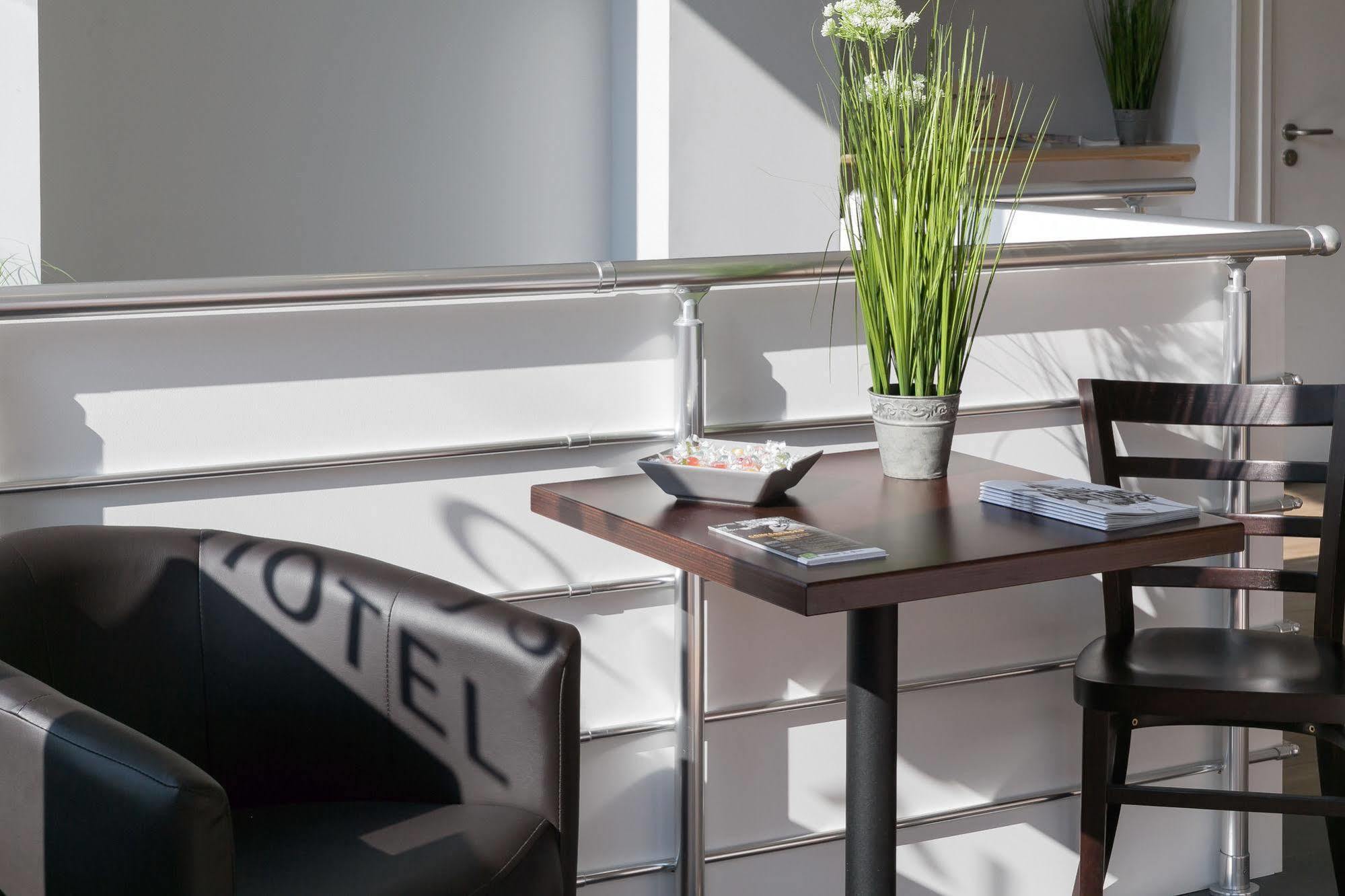 Hotel Foch Nancy Gare Dış mekan fotoğraf